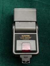 Sunpak Auto Zoom 355 AF Thyristor / Flash/Workig