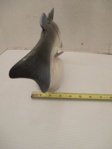 Czechoslovakian Royal Dux Bohemian Figurine Sculpture Gray & Yellow Fish - Picture 9 of 11
