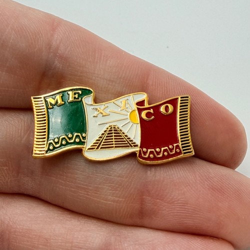 Mexico Flag Pyramid Lapel Pin Chichen Itza Souvenir Vintage
