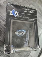 Barry Sanders New Reebok Limited-edition Retirement Hat Cap T-shirt Size XL NWT