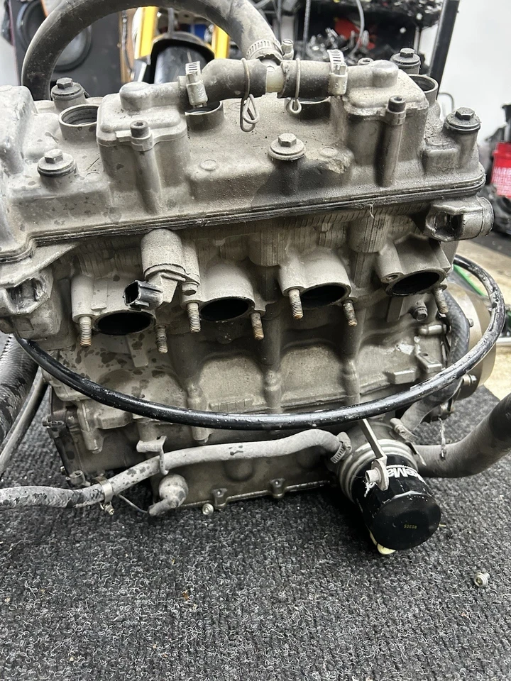 Kawasaki Ninja Zx6r 2003 2004 motor (en funcionamiento) leer Foto 4 de 4