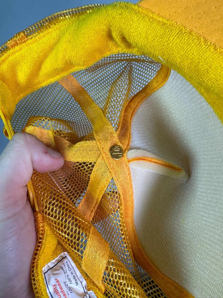 Vintage Volcom For Life Trucker Cap Mesh Back Yellow Hat - Image 4 of 4