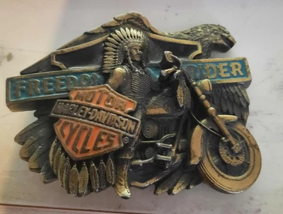 Boucle de ceinture collector Motor Harley-Davidson Cycles (1993) BARON USA  - Photo 1/2