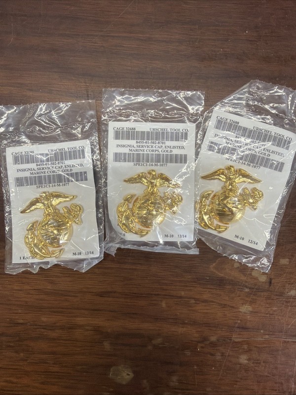EGA insignia, service cap enlisted GOLD 3 brand new in bag!! For usmc dress cap