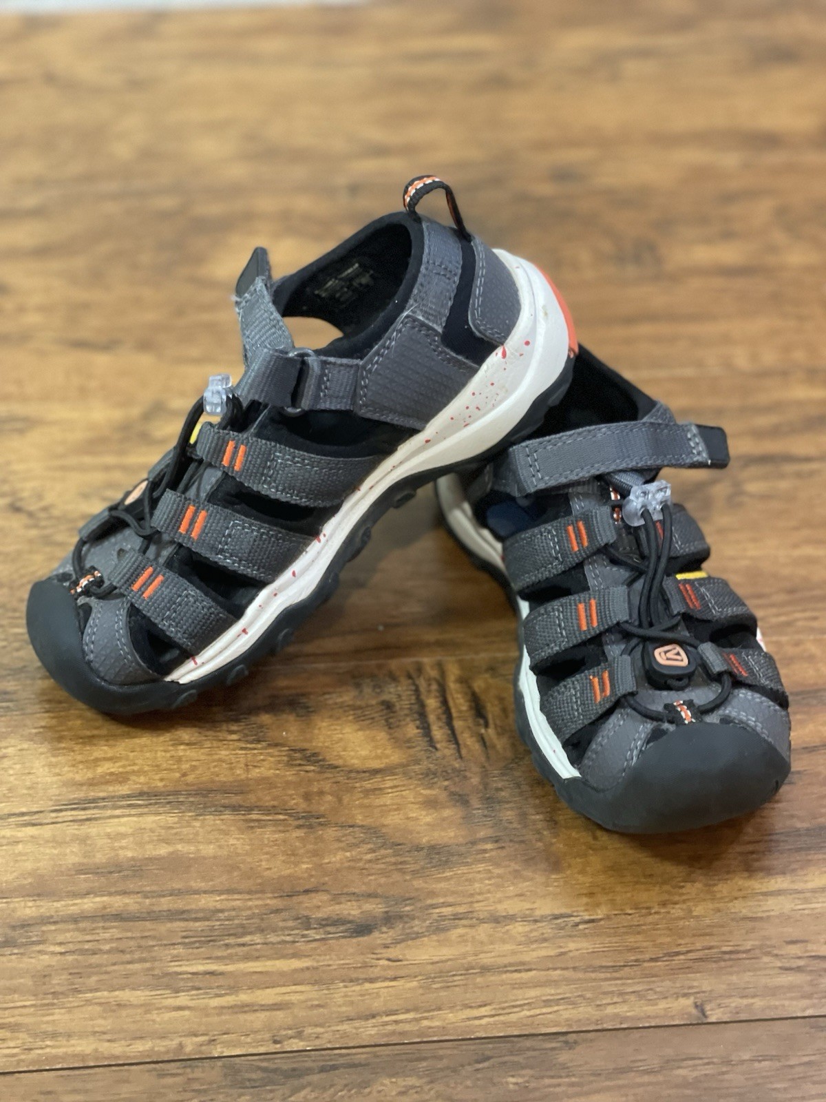 Keen Newport H2 sandalo acqua punta chiusa bambino unisex taglia 11 grigio nero