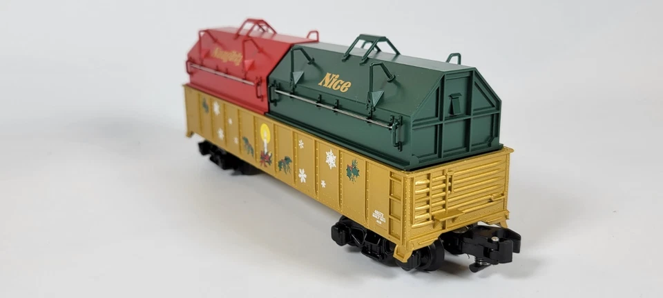 S-Gauge Lionel American Flyer 6-48572 Christmas Gondola W/Coil Covers NIB - Image 4 of 4