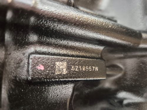 Kawasaki ZX-10R Ninja ZXT00DE Engine 1pc - Picture 6 of 14
