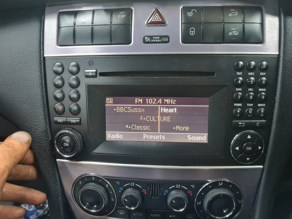 Mercedes-Benz CLC Hazard Central Lock Switch Panel ESP 2009 CLC200 2038700151 - Image 2 of 4