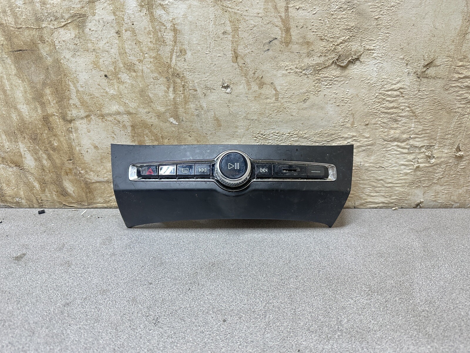 Picture 1 of 7