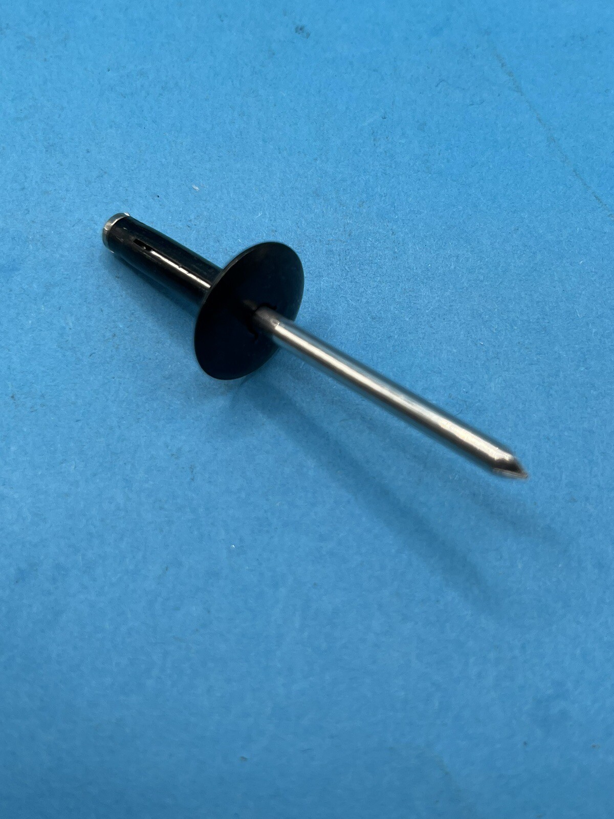 (Pack of 25) Black Aluminum Split-Type Rivet For GM 11516807 Bumper ...