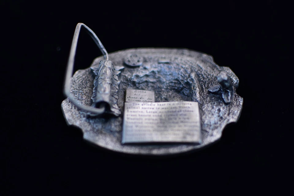 Hebilla de cinturón de oso pardo 1984 vintage - Siskiyou Buckle Co. Foto 2 de 3