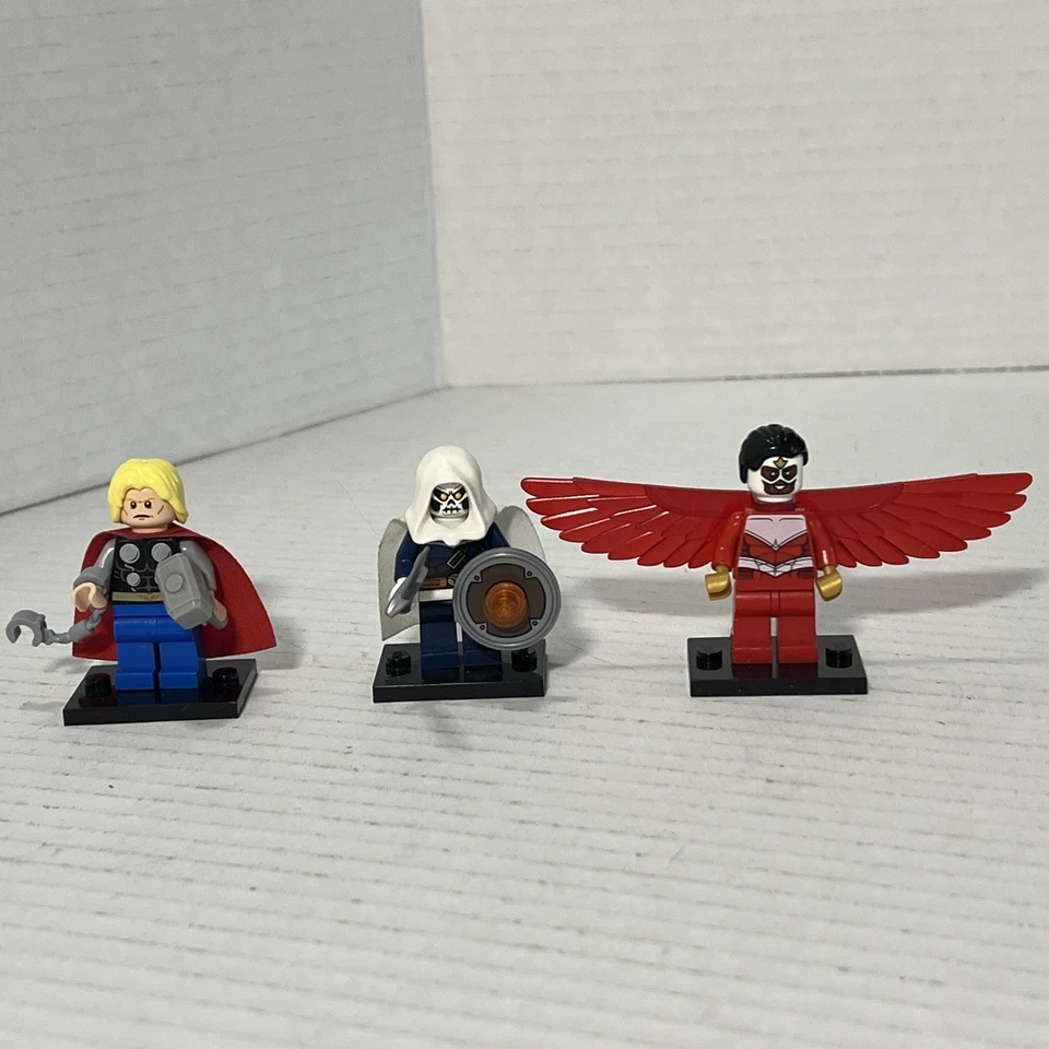 LEGO Marvel: Avengers: Hulk Lab Smash (76018) Usado 100% Completo con Caja Foto 4 de 4