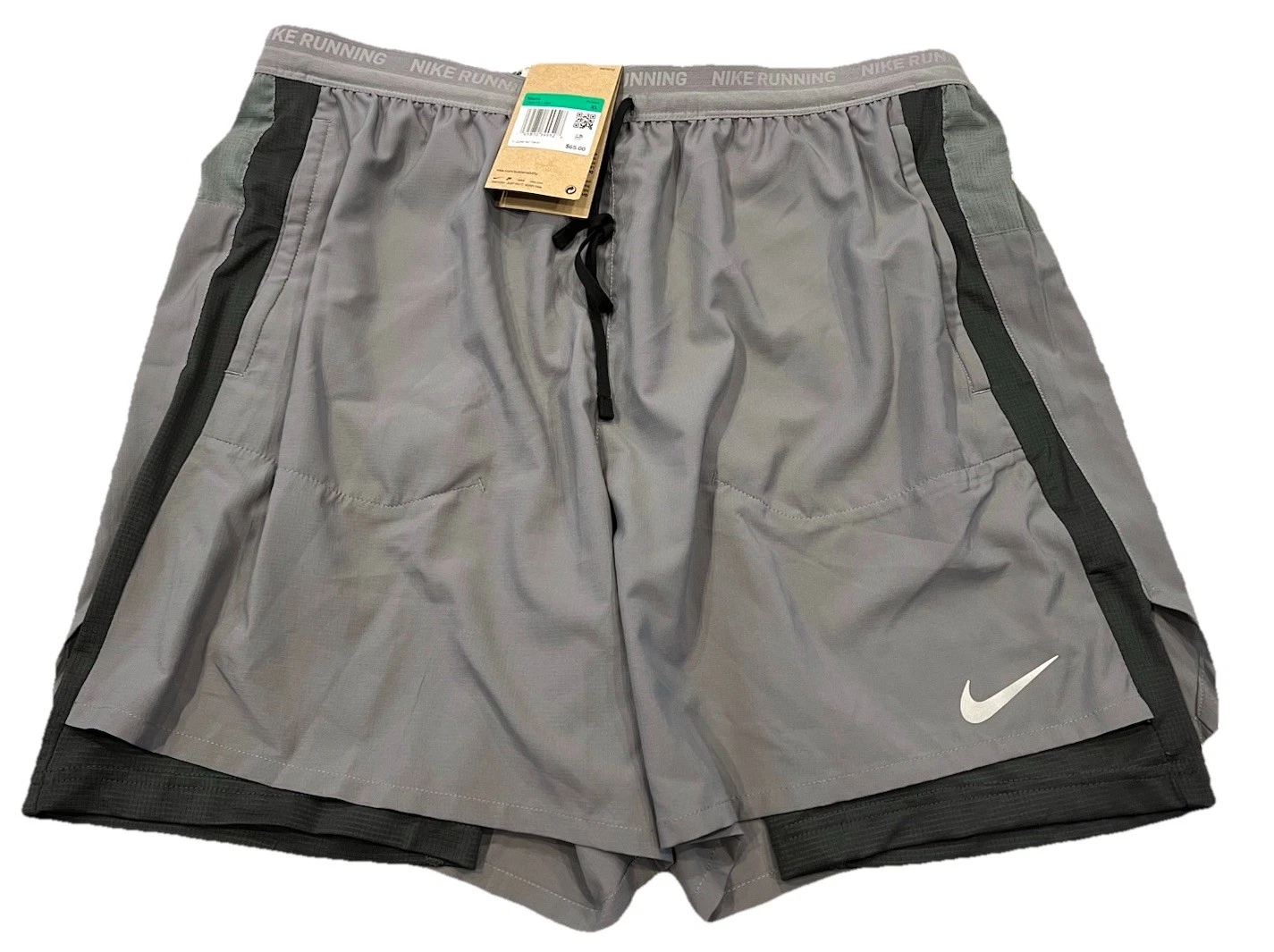 NWT Nike Stride Men's 2 in 1 Running Training 5" Shorts Dri-Fit Gray XL
Opens in a new window or tab