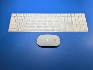 Apple Magic Keyboard with Number Keypad (A1843) AND Magic Mouse 2 (A1657) Kit