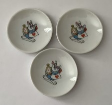 3 Vintage Alice In Wonderland Child  s Plates  Japan