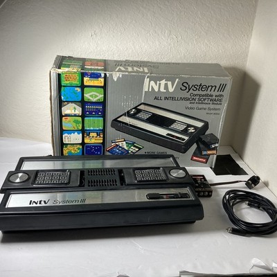 Intellivision INTV System III Model No. 3504 w/ Original Box UNTESTED LIGHTS UP