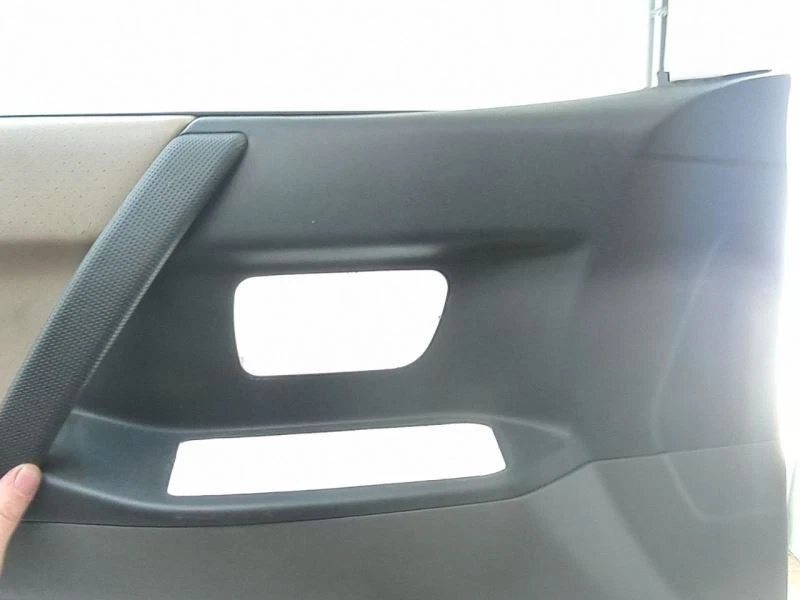 Panel de puerta delantera izquierda conductor Mitsubishi Montero 2000-2004 OEM probado  Foto 3 de 4