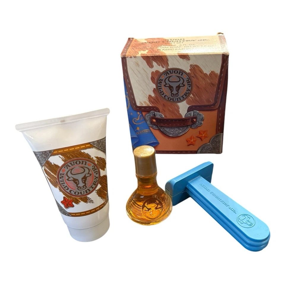 De Colección Avon Wild Country After Shave Set de Regalo con Caja Botella Tubo Navaja Vaquero Nuevo de Lote Antiguo Foto 2 de 4