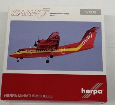HARPA 1200 Scale Model DASH7 DHC-7 Used