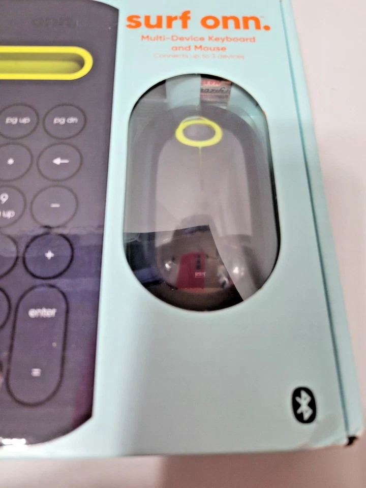 Surf Onn. Multi-Device Bluetooth Compatible Wireless Keyboard & Mouse NIB - Image 4 of 4
