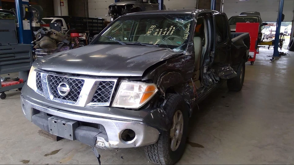 Regulador de ventana de puerta trasera derecha usado se adapta a: Nissan Frontier 2008 eléctrico R Foto 2 de 4