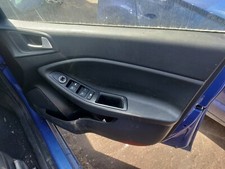 2019 HYUNDAI I20 FACELIFT OSF DRIVER SIDE FRONT DOOR CARD WITHOUT SWITCH