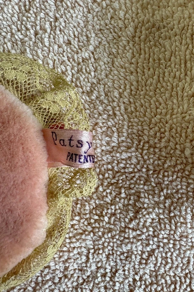 Polvo de maquillaje Patsy Puff Dollface vintage con caja Foto 4 de 4