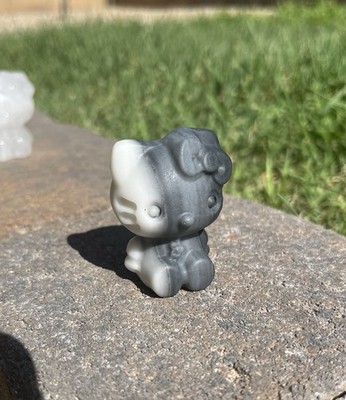 Gray Agate Hello Kitty Crystal Carving 