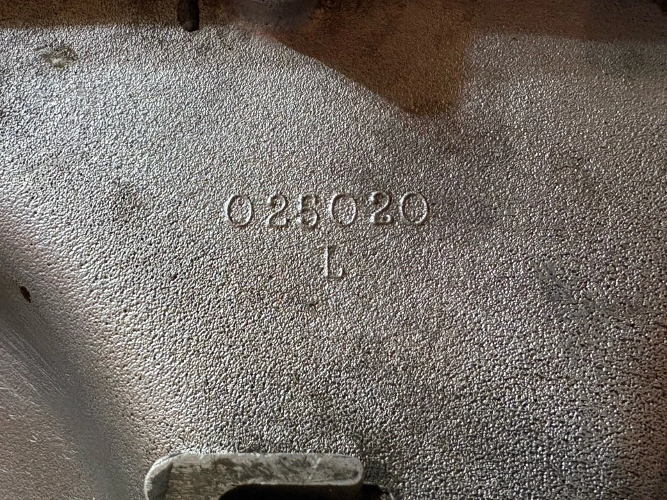 Cubierta primaria Norton/Matchless N15CS G15CS 750 Atlas P11 No.025020 L ¡Usada en excelente estado! Foto 2 de 4