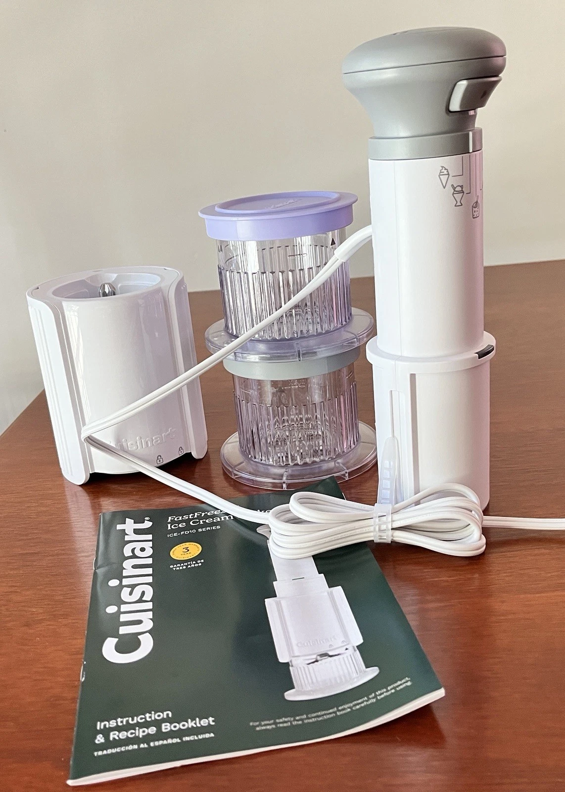 Cuisinart FastFreeze 5-in-1 Ice Cream, Sorbet, Milkshakes, Slushies EUC
Opens in a new window or tab