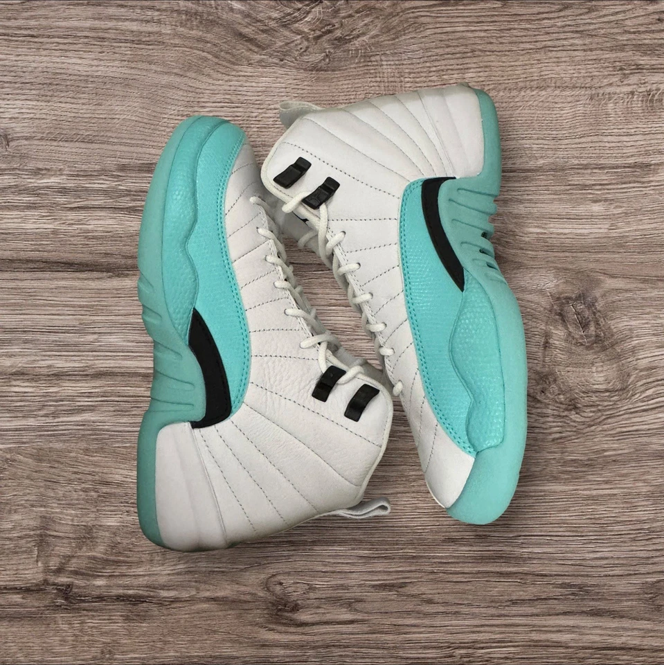 GS Jordan 12 Light Aqua tamanho 5y - Imagem 3 de 4