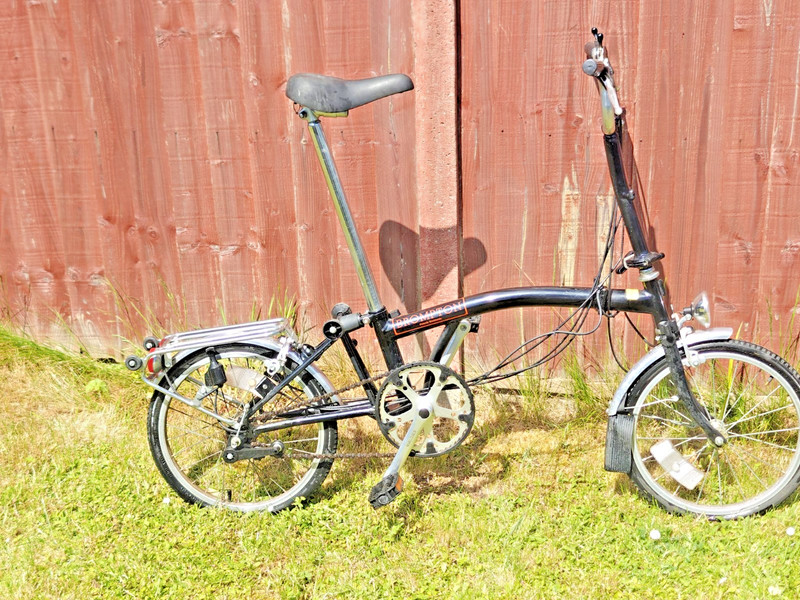 Vintage Brompton 5 Speed 1990 - Black - All original parts. Lightly used.