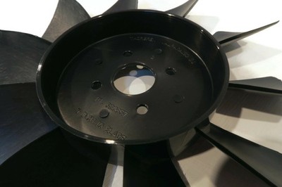 Confezione Da 2 Ventole In Nylon OEM Per Grasshopper Anteriore 2004-2008 Modelli 722D2, 727K2