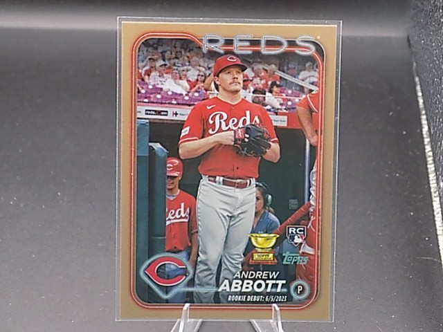 2024 Topps Update Series - Rookie Debut Andrew Abbott #US304 Gold /2024 (RC)