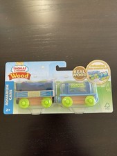Thomas Friends Wood Aquarium Car And Tanker Trains with Sea Creatures