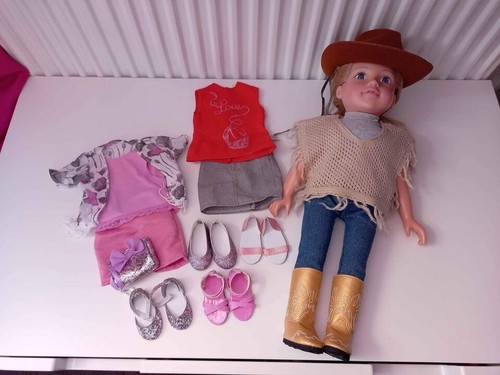 Designafriend Lauren als Cowgirl mit 2 Outfits