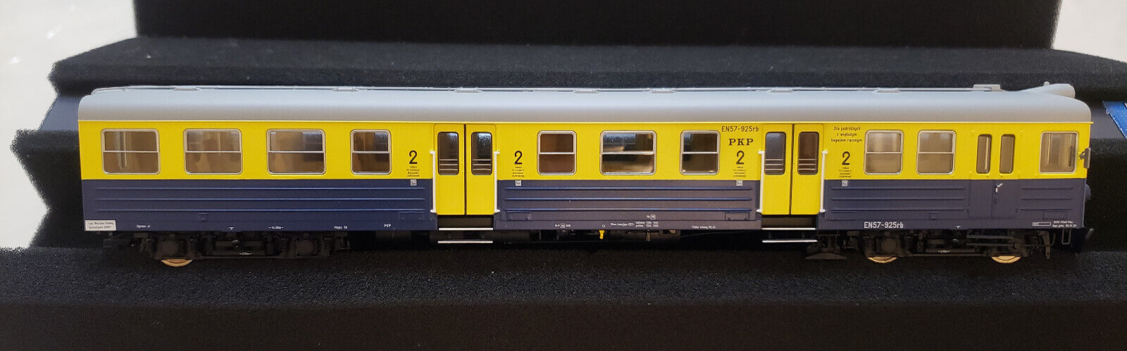 Picture 9 of 18
