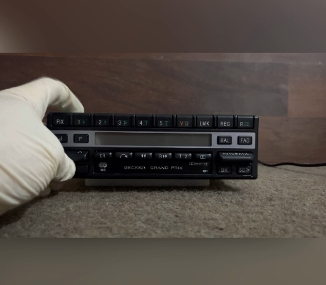 Becker Grand Prix 2000 BE1311 Radio For Mercedes W201 W124 W126