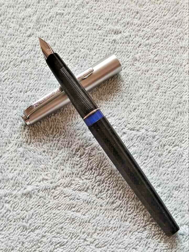 🔴PELIKAN Model 3 Pelikano in black - silver fountain pen 鋼筆