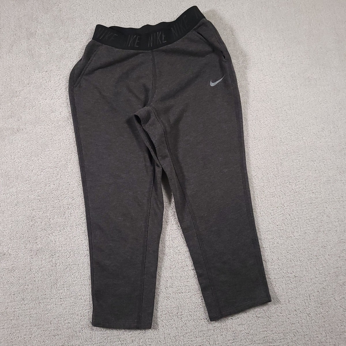 dri fit nike capri pants