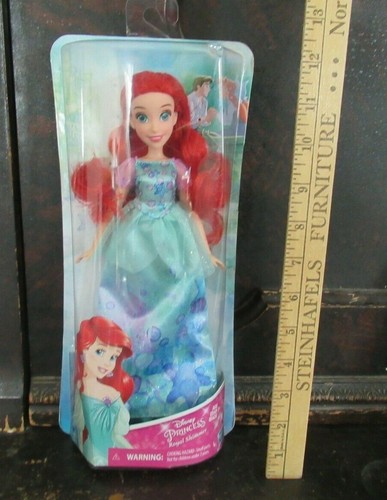 オンラインでディズニープリンセスロイヤルシマーアリエルリトルマーメイド人形パッケージ17の新機能をjapanで購入