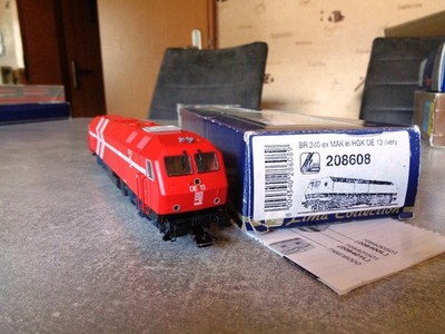 LIMA 208608 - Diesellok BR240 DE 13 Häfen & Güterverkehr Köln AG - ANALOG 17L