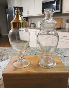 Vintage 2 Apothecary Jars W/ Lids. Glass, Brass &Clear Glass Footed.8.5"