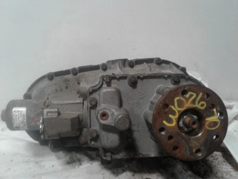 Estuche de transferencia Jeep Liberty 2012 3,7 L 4x4 52853752AA Foto 3 de 4