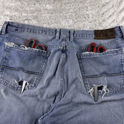 Lucky Brand Low Rise Relaxed Fit Bootleg Jeans Men’s 38/34 Long -Distressed - Picture 12 of 24