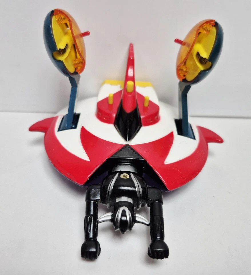 1978 Vintage Mattel Shogun Solar Saucer Shogun Warriors With Figure  - Image 4 of 4