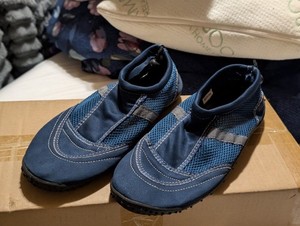 Island Magic, Mens 11 Water Shoes-Blue, Creek shoes, Easy slip-on summer sandals