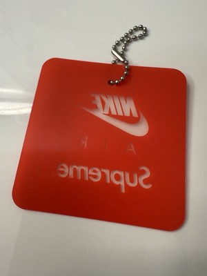 NIKE AIR x SUPREME JORDAN TRAINER MAX HANG TAG KEYCHAIN RED BOX