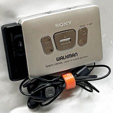 SONY WM-EX622 1994 Walkman W/Accessories Cassette Player Made in Japan Tested