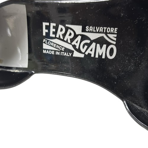 Auténticos zapatos para mujer Salvatore Ferragamo - de cuero de goma negros plateados - Imagen 5 de 6